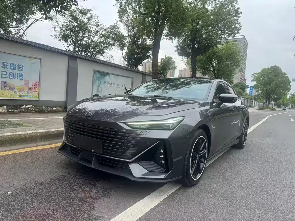 Changan UNI-V, 2024 — Changan UNI-V под заказ