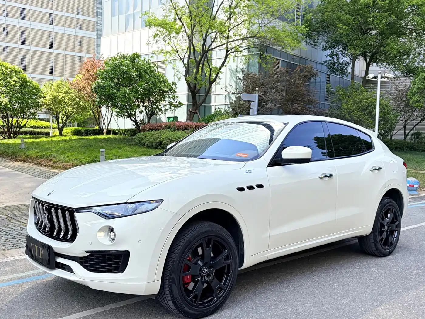 Maserati Levante, 2023 — Maserati Levante под заказ