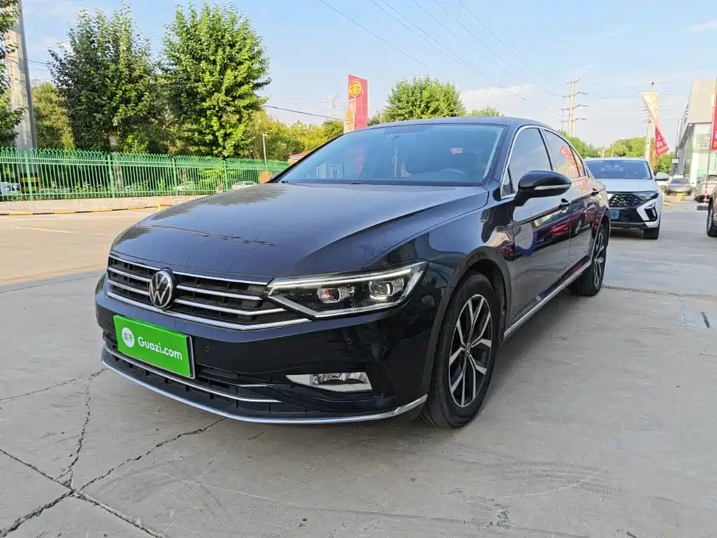 Volkswagen Passat, 2023 — Volkswagen седан под заказ