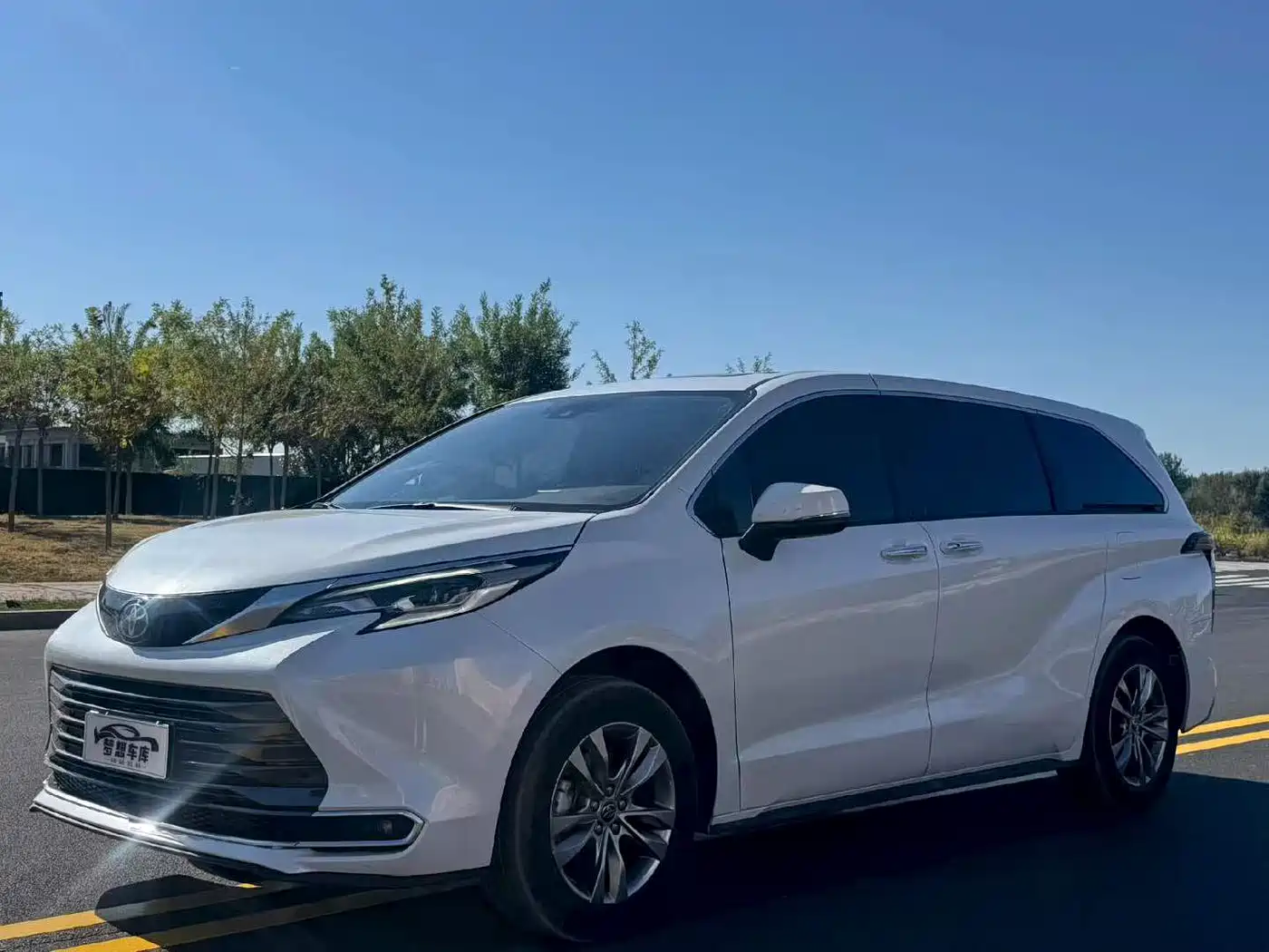 Toyota Sienna, 2025 — Toyota Sienna под заказ