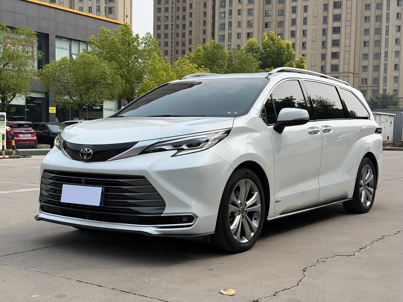 Toyota Sienna, 2024 — Toyota Sienna под заказ