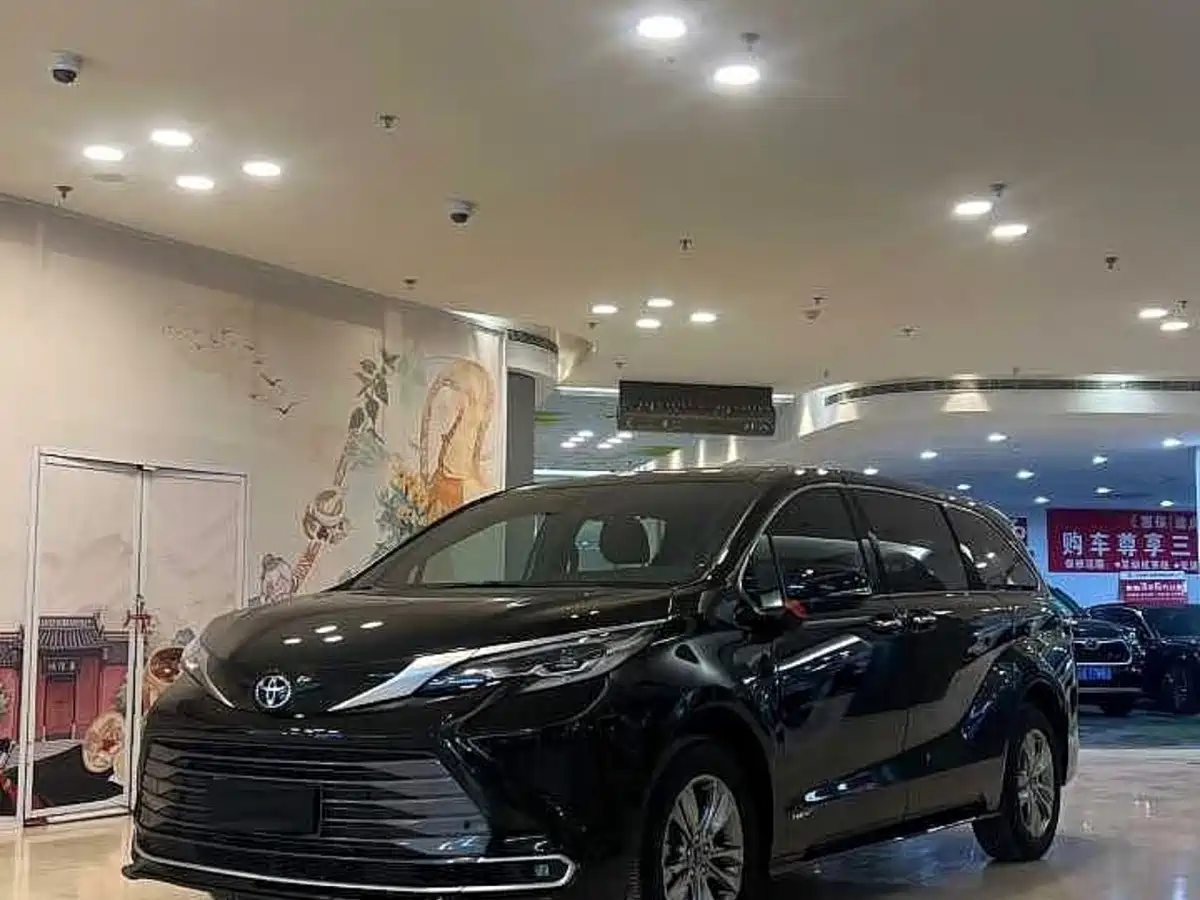 Toyota Sienna, 2025 — Toyota Sienna под заказ