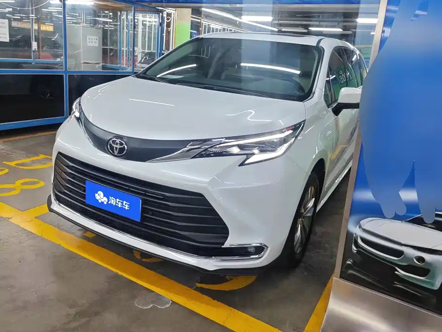 Toyota Sienna, 2025 — Toyota Sienna под заказ