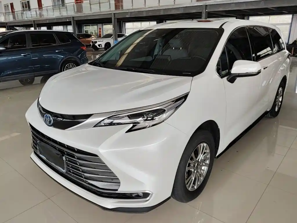Toyota Sienna, 2024 — Toyota Sienna под заказ