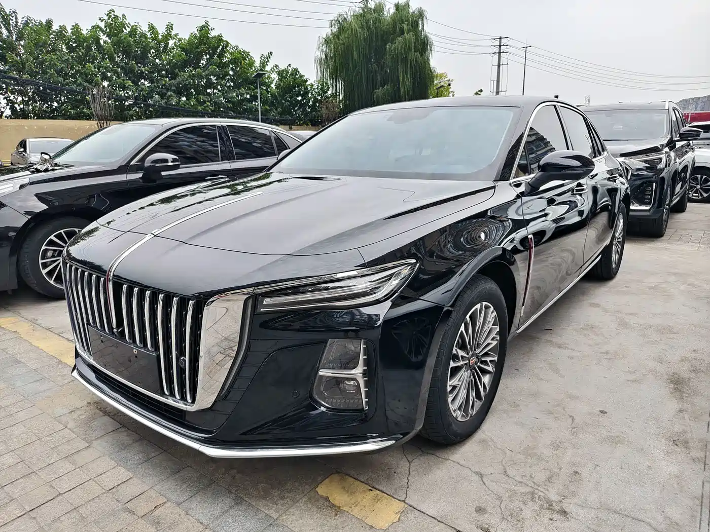 Hongqi Hongqi H5, 2025 — Hongqi под заказ