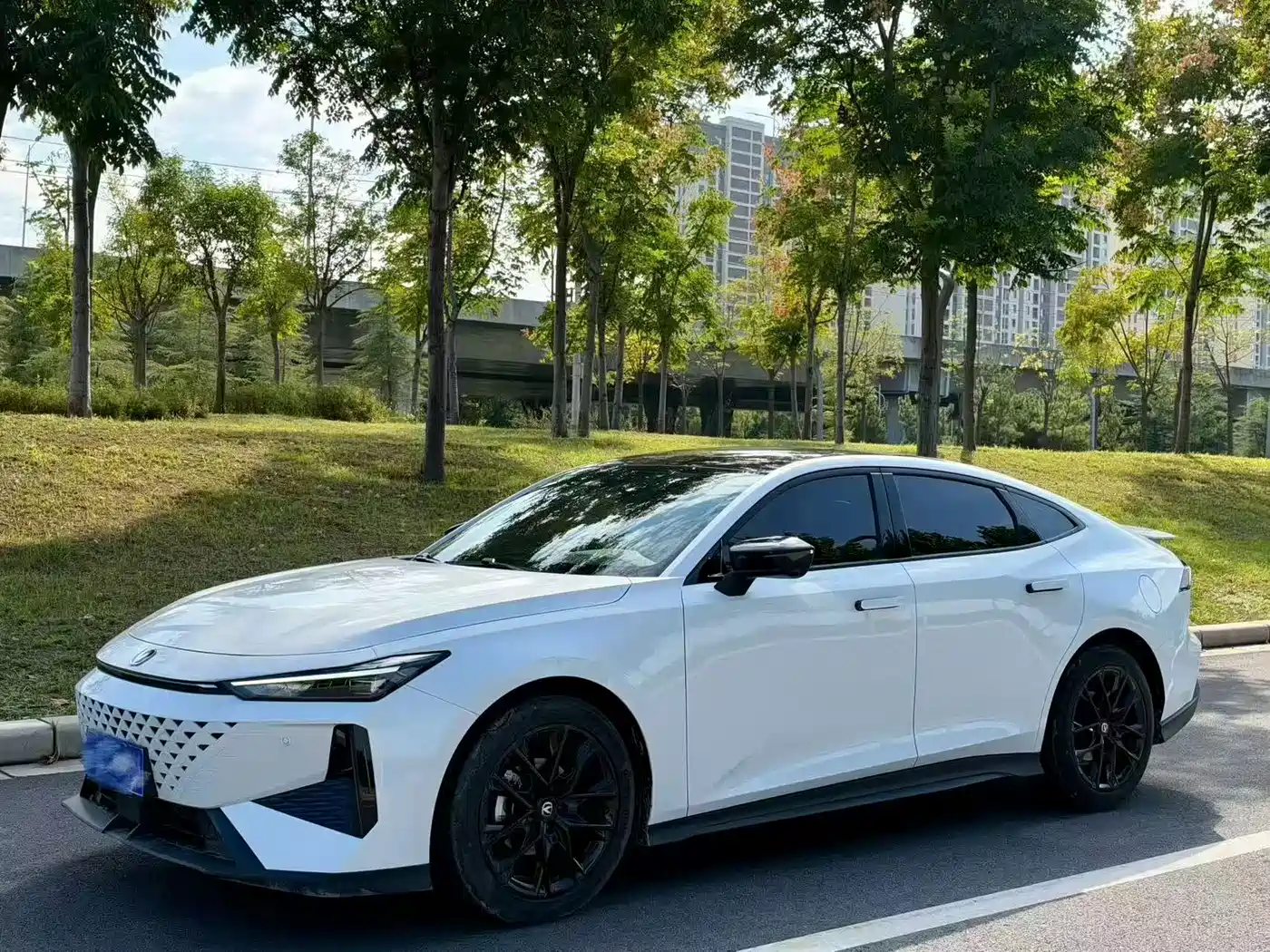 Changan UNI-V, 2025 — Changan UNI-V под заказ