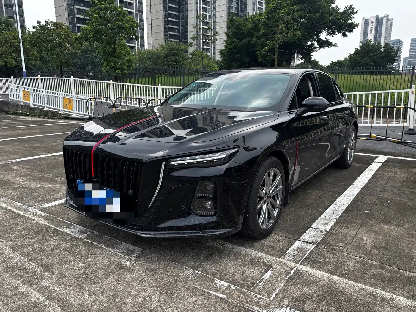 Hongqi Hongqi H5, 2025 — Hongqi под заказ