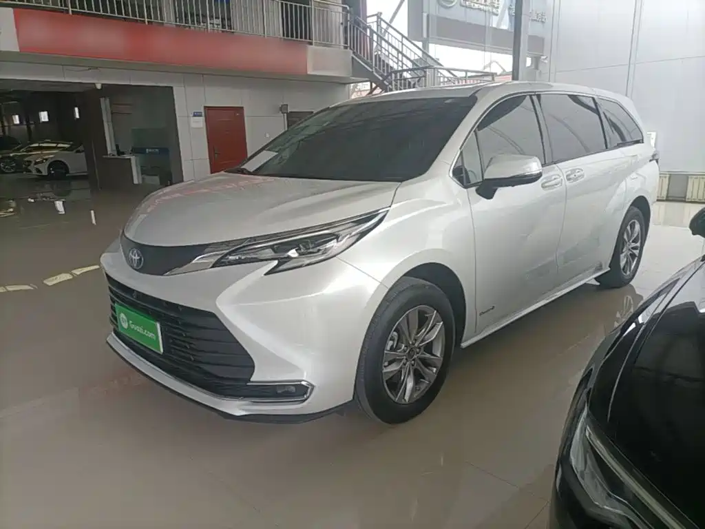 Toyota Sienna, 2024 — Toyota Sienna под заказ
