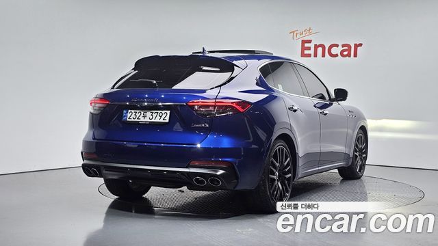 Maserati Levante, 2022 — Maserati Levante под заказ