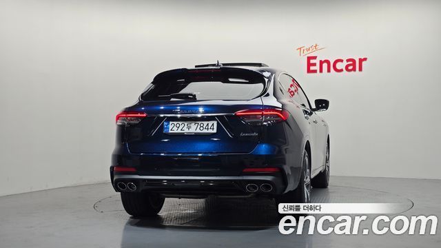 Maserati Levante, 2023 — Maserati Levante под заказ