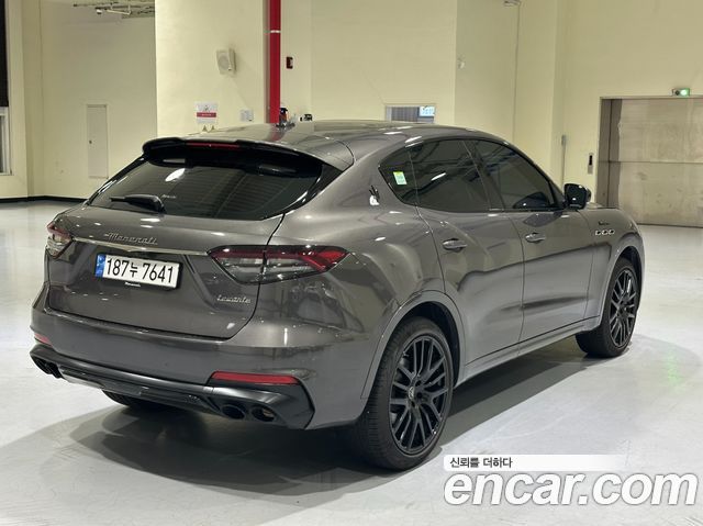 Maserati Levante, 2023 — Maserati Levante под заказ