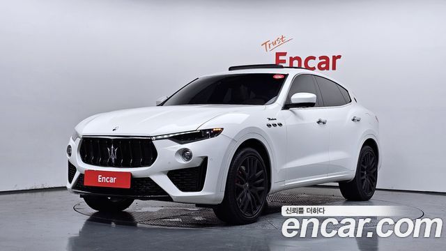 Maserati Levante, 2022 — Maserati Levante под заказ