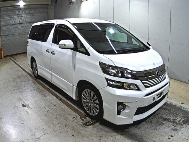 Vellfire 2013