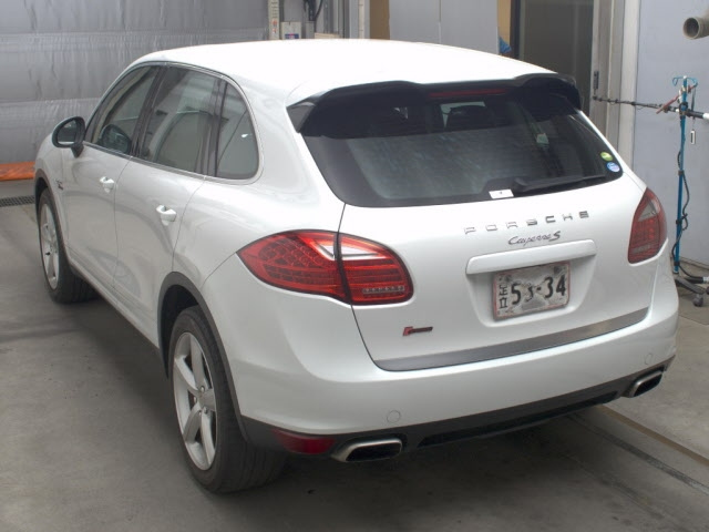 Cayenne 2013