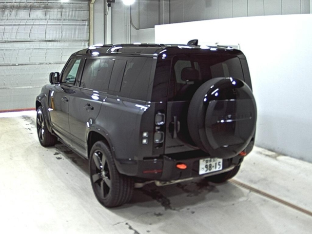 Defender 2025