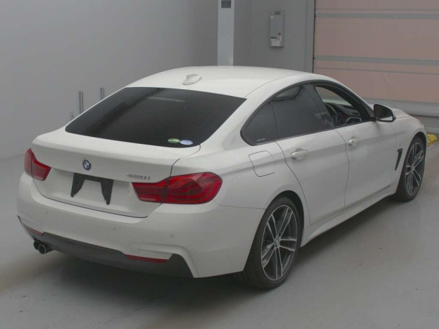 4 Series 2017