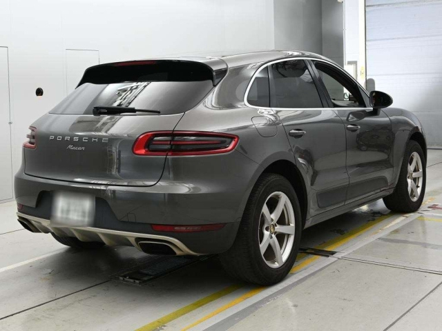 Macan 2014