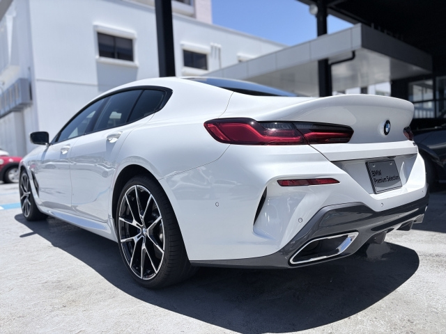 8 Series 2021