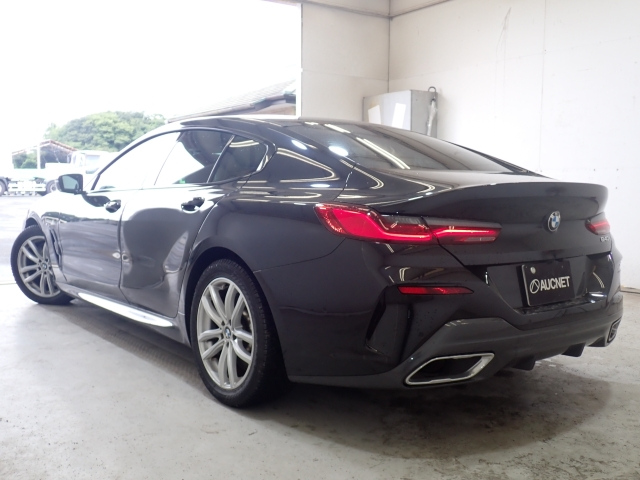 8 Series 2021