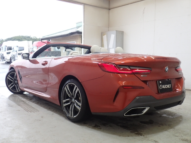 8 Series 2020