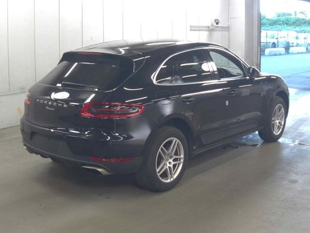 Macan 2017