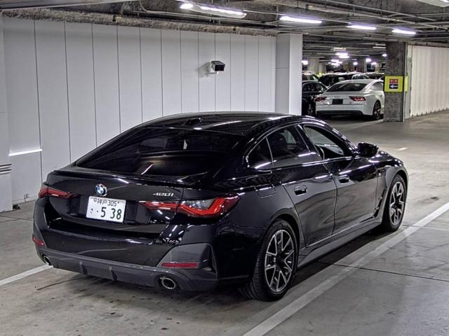 4 Series 2022