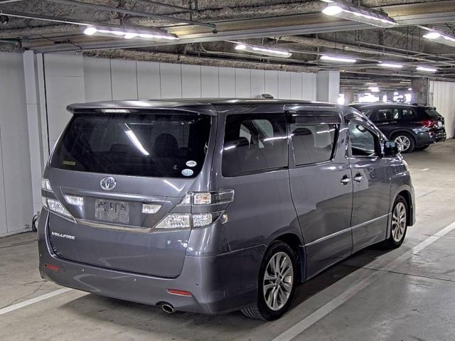 Vellfire 2010