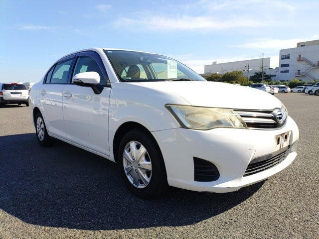 Corolla Axio 2013