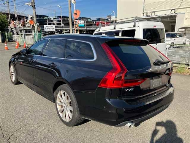 V90 2020