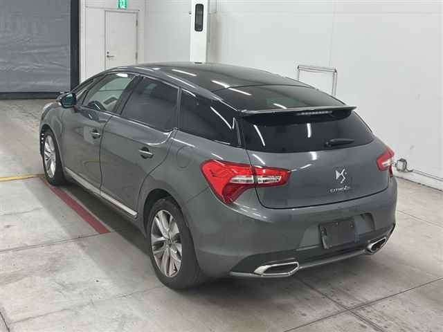 Ds5 2013