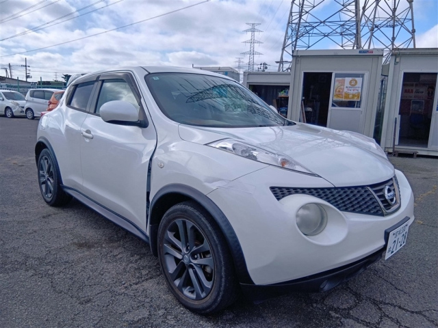 NISSAN JUKE