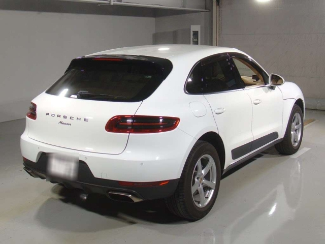 Macan 2017