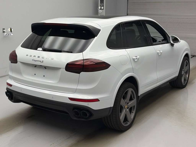 Cayenne 2017