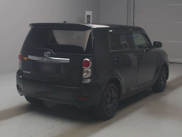 Corolla Rumion 2013