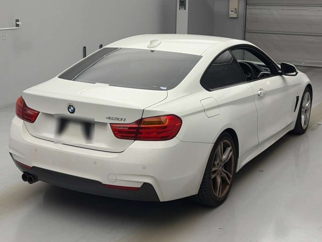 4 Series 2016